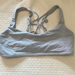 Lululemon size 8 sports bra